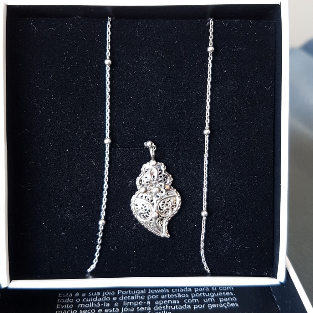 NECKLACE HEART OF VIANA IN SILVER